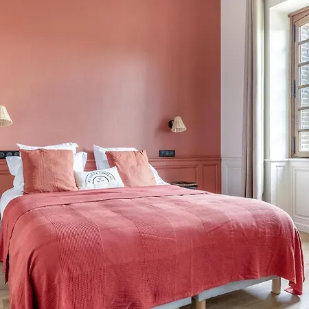 Hébergement de vacances Magnifique Maison Avec Piscine