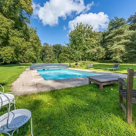 Hébergement de vacances Magnifique Maison Avec Piscine *