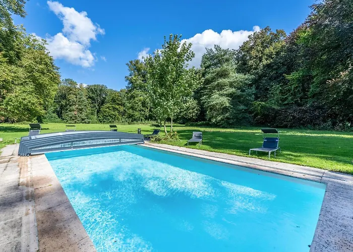 Dom wakacyjny Magnifique Maison Avec Piscine Villotran