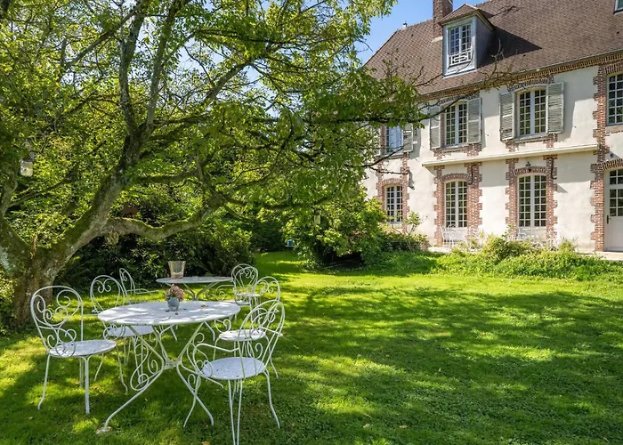Magnifique Maison Avec Piscine Dom wakacyjny